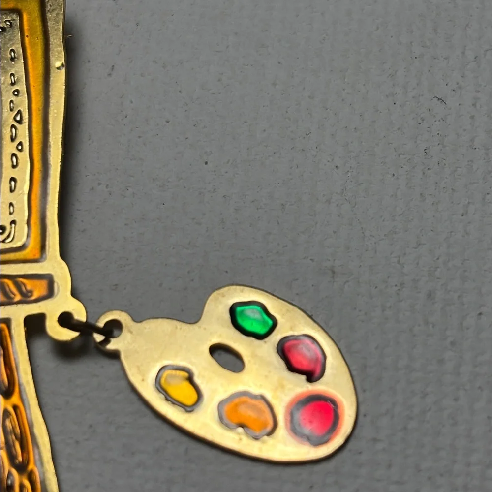 Vintage Two Hands Art Easel Brooch Pin I Love Art Paint Palette Artist Teacher - Picture 4 of 5
